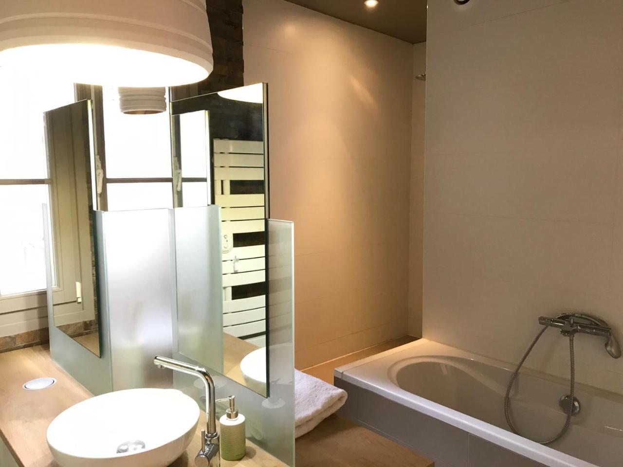 Beautiful Duplex In The Center Of Paris Apartamento Exterior foto